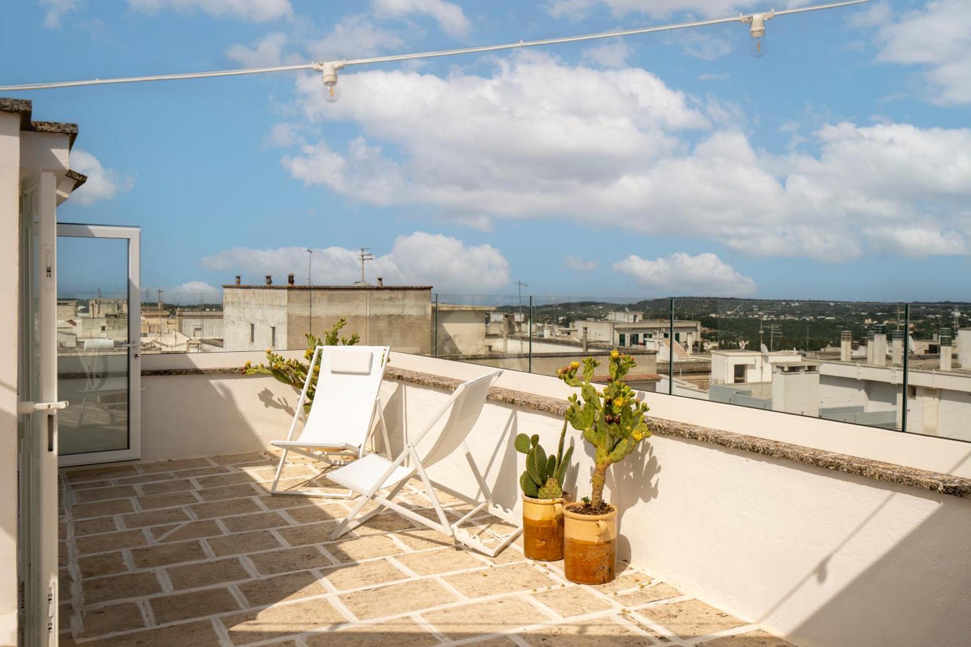 Апартаменти Casa U Burie, Casa Design Con Terrazza Panoramica E Jacuzzi Чистерніно Екстер'єр фото